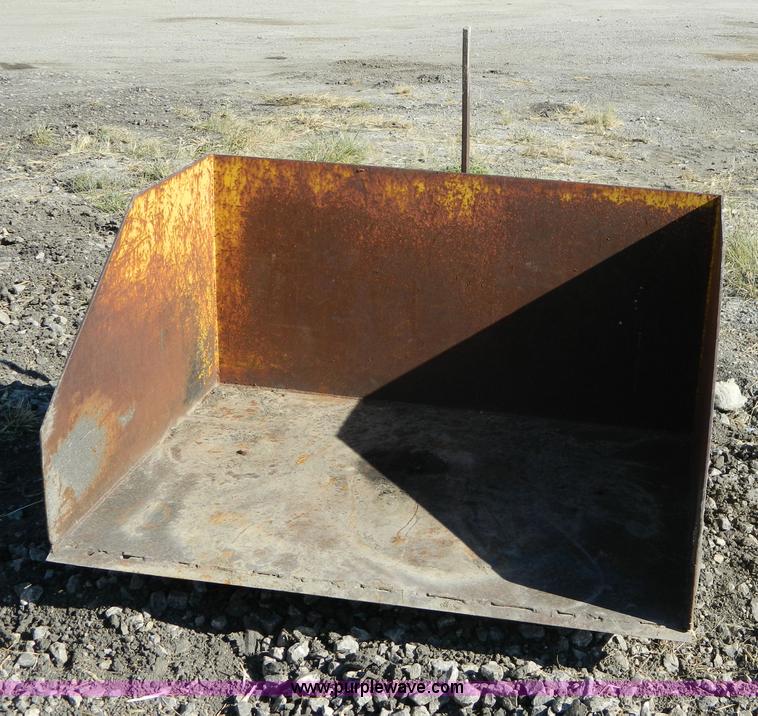 image for item AZ9153 Shop built scoop