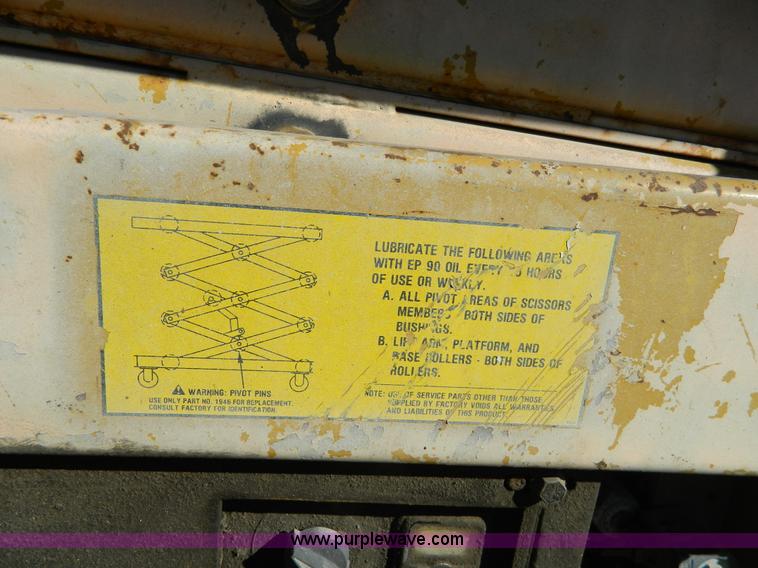 image for item AZ9154 Mec 220 scissor lift