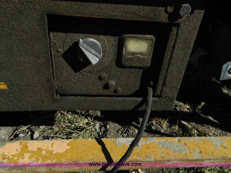 image for item AZ9154 Mec 220 scissor lift