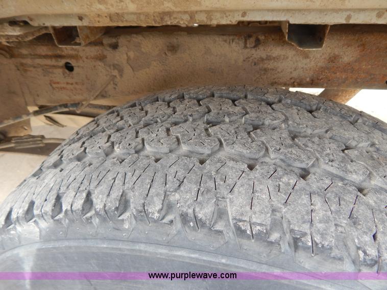 image for item B5919 2001 Ford F150 XLT SuperCab pickup truck