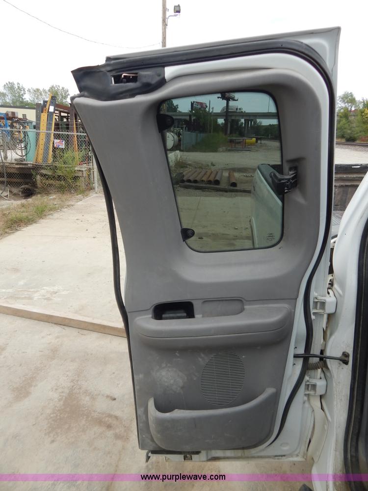 image for item B5919 2001 Ford F150 XLT SuperCab pickup truck