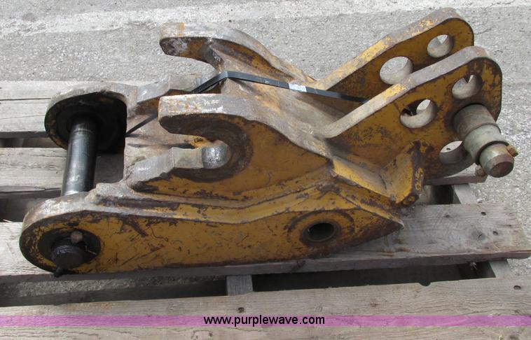 image for item F5239 John Deere backhoe quick attach