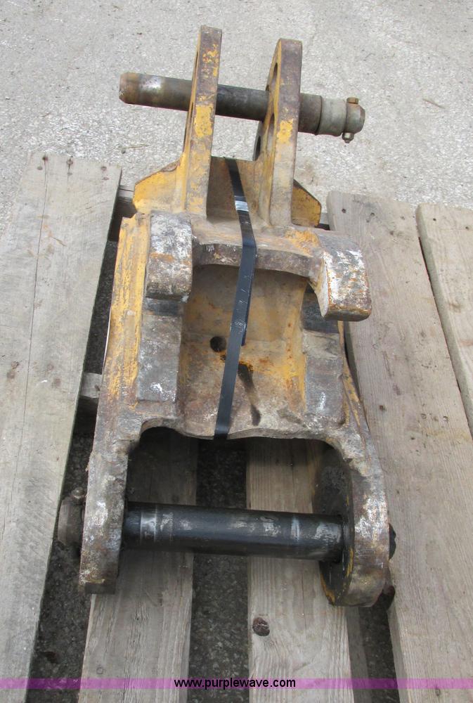 image for item F5239 John Deere backhoe quick attach