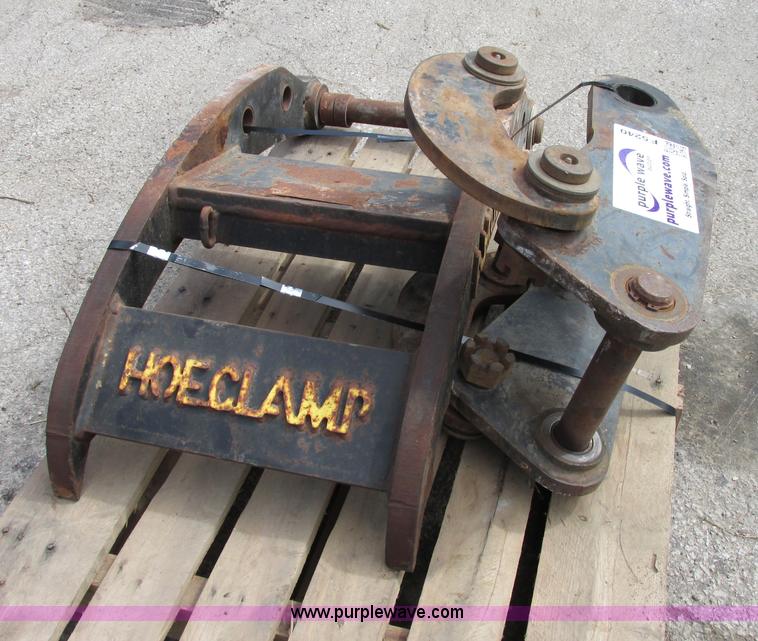 image for item F5240 Amulet backhoe clamp mechanical thumb