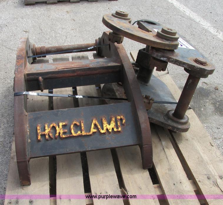 image for item F5240 Amulet backhoe clamp mechanical thumb