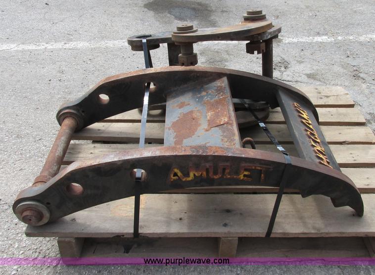 image for item F5240 Amulet backhoe clamp mechanical thumb