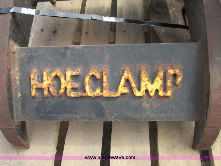 image for item F5240 Amulet backhoe clamp mechanical thumb