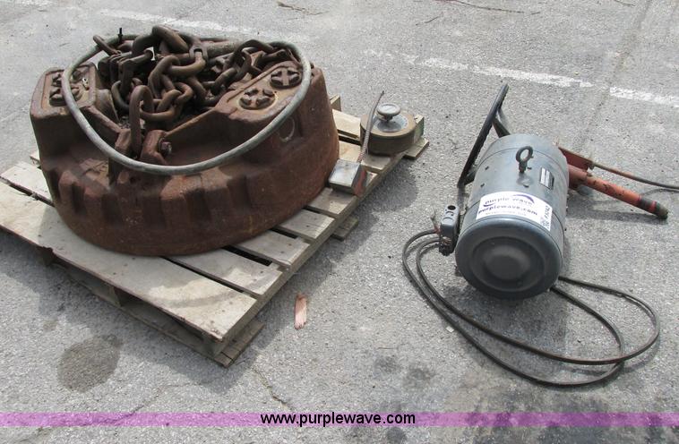 image for item F5242 Elect Cont'R and Mfg. scrap magnet with generator and switch