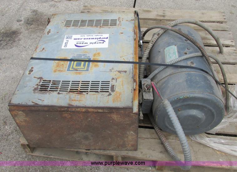 image for item F5243 Onan D6 generator and control box