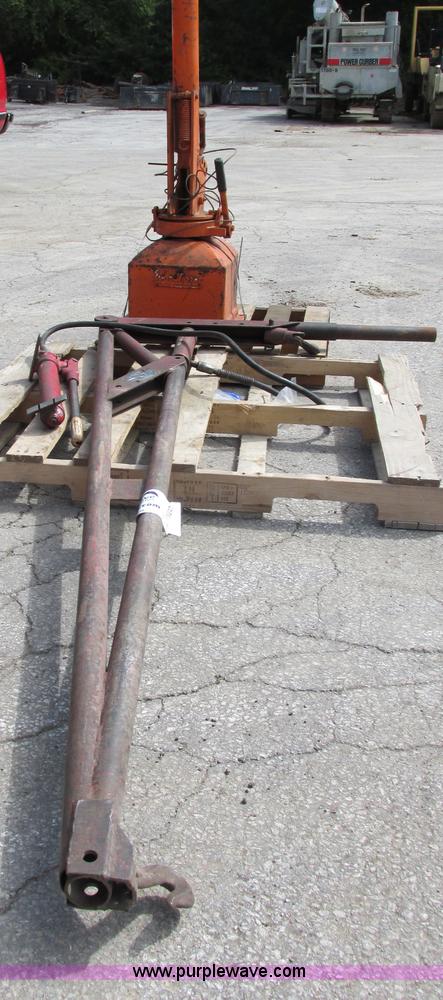 image for item F5247 (2) cranes