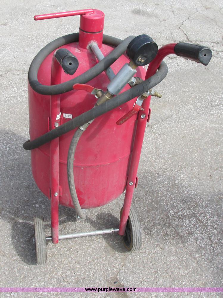 image for item F5250 Sand blaster