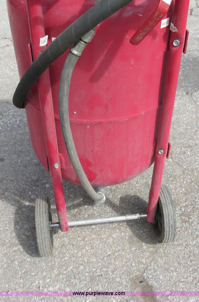 image for item F5250 Sand blaster