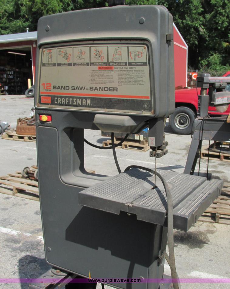 image for item F5252 Assorted tools