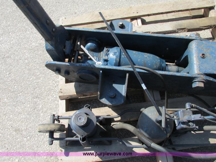 image for item F5253 (3) jacks