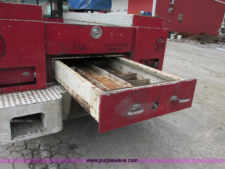 image for item F5258 1993 Chevrolet Cheyenne 2500 service truck