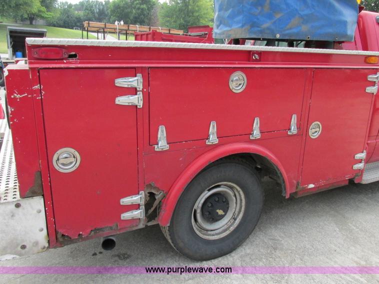 image for item F5258 1993 Chevrolet Cheyenne 2500 service truck