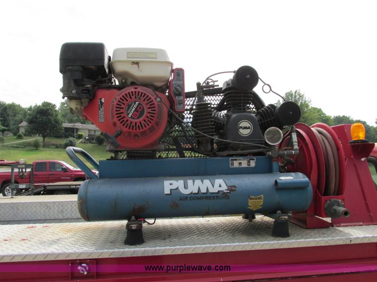 image for item F5258 1993 Chevrolet Cheyenne 2500 service truck