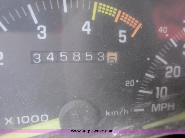 image for item F5259 1993 Chevrolet Silverado 2500 Ext. Cab pickup truck