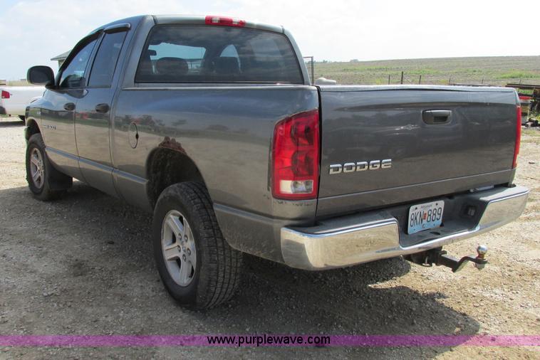 image for item F5284 2006 Dodge Ram 1500 Quad Cab pickup truck