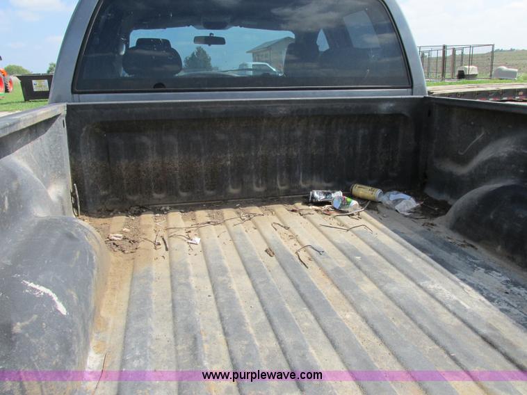image for item F5284 2006 Dodge Ram 1500 Quad Cab pickup truck
