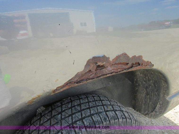 image for item F5284 2006 Dodge Ram 1500 Quad Cab pickup truck