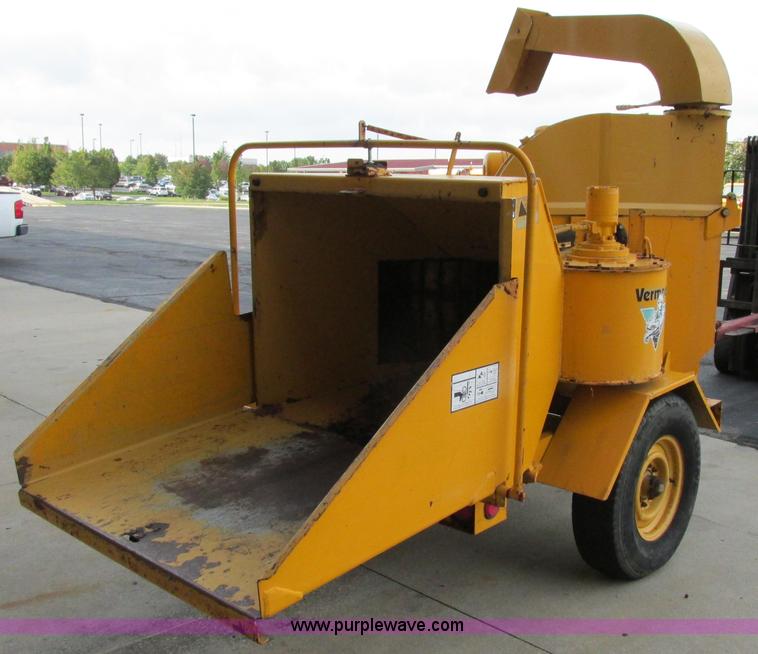 image for item F5299 Vermeer 1250 wood chipper