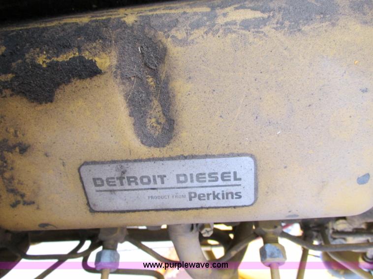 image for item F5299 Vermeer 1250 wood chipper