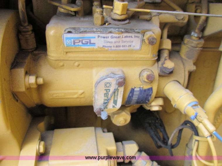 image for item F5299 Vermeer 1250 wood chipper