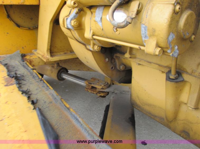 image for item F5299 Vermeer 1250 wood chipper