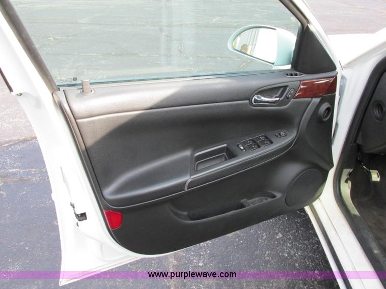 image for item F5301 2007 Chevrolet Impala LS