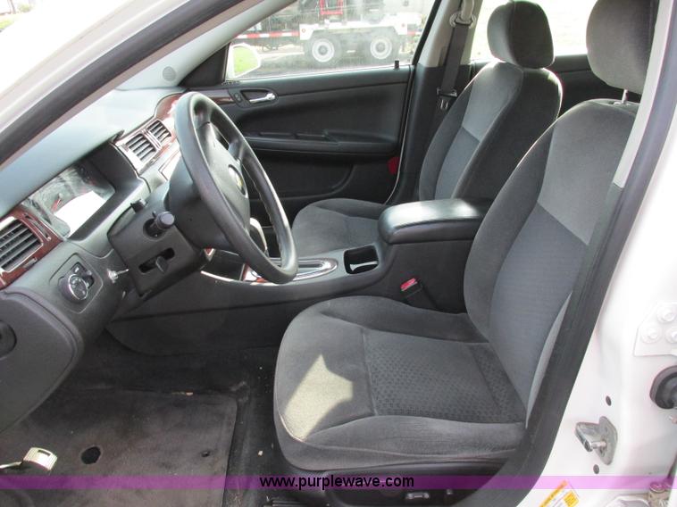 image for item F5301 2007 Chevrolet Impala LS