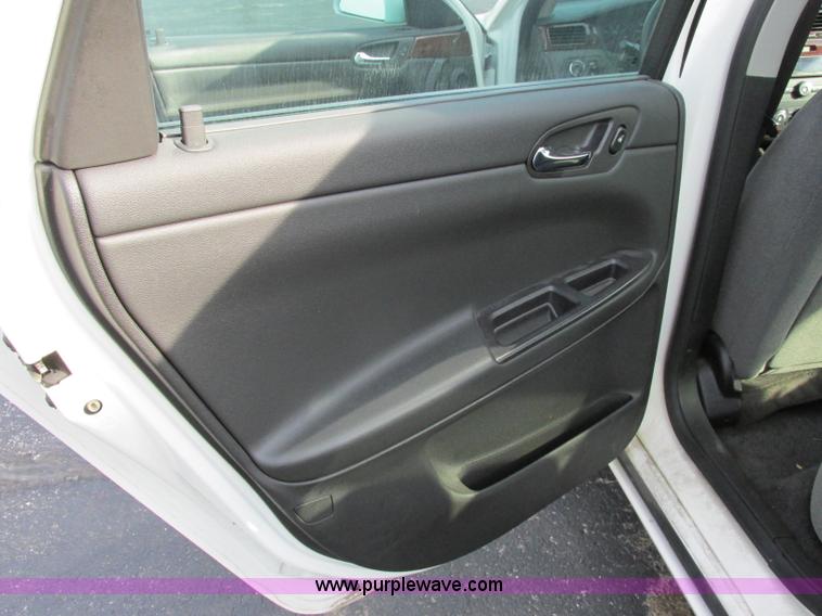 image for item F5301 2007 Chevrolet Impala LS