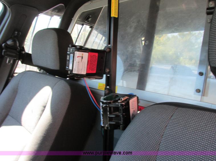 image for item F5309 2010 Ford Crown Victoria Police Interceptor