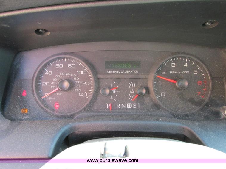 image for item F5309 2010 Ford Crown Victoria Police Interceptor