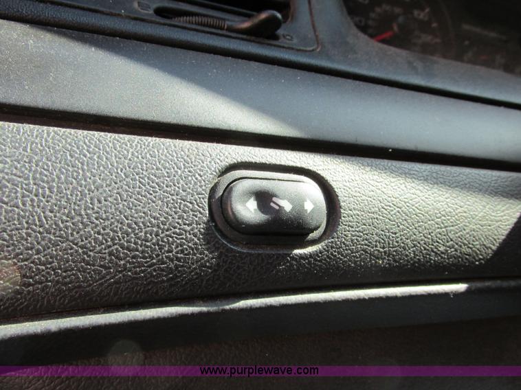 image for item F5309 2010 Ford Crown Victoria Police Interceptor