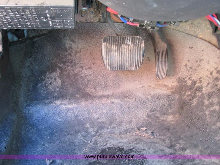 image for item F5309 2010 Ford Crown Victoria Police Interceptor