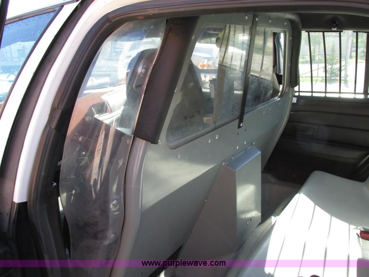 image for item F5309 2010 Ford Crown Victoria Police Interceptor