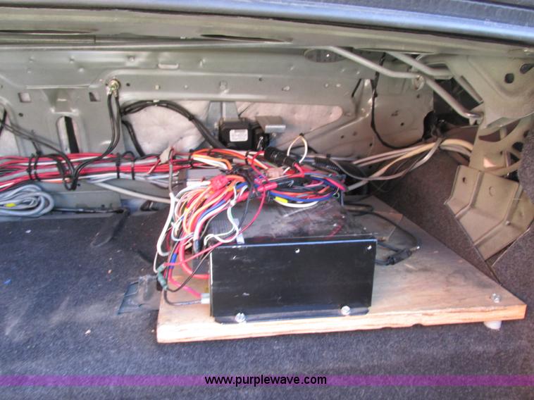 image for item F5309 2010 Ford Crown Victoria Police Interceptor