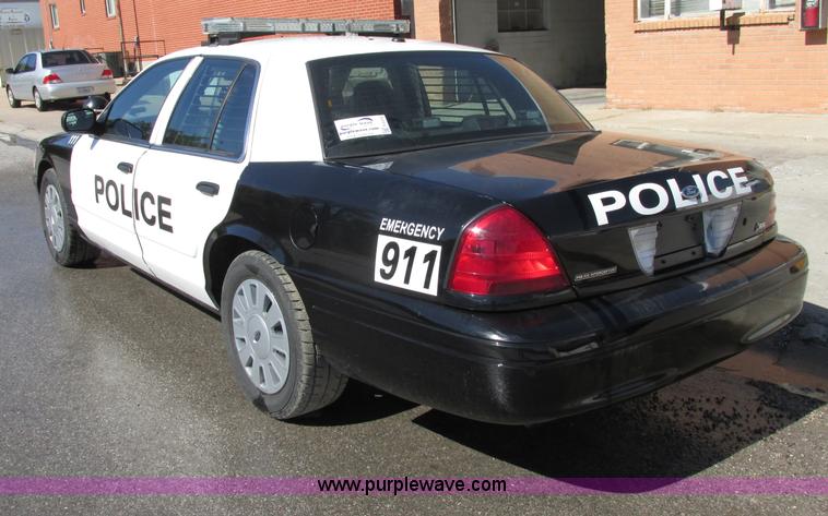 image for item F5310 2010 Ford Crown Victoria Police Interceptor