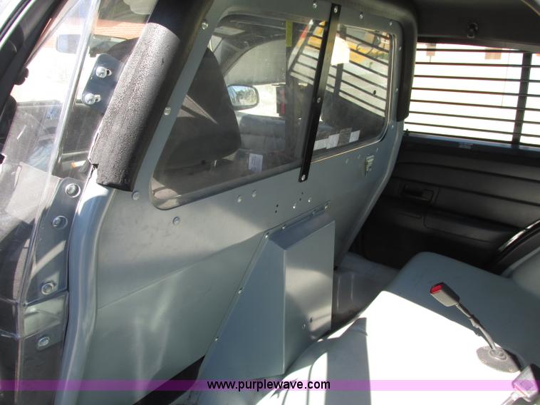 image for item F5310 2010 Ford Crown Victoria Police Interceptor