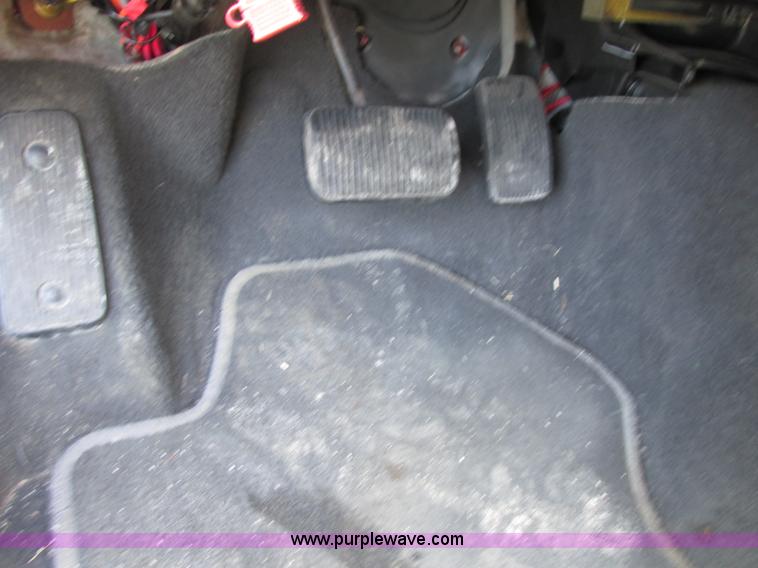 image for item F5311 2002 Ford Taurus SE