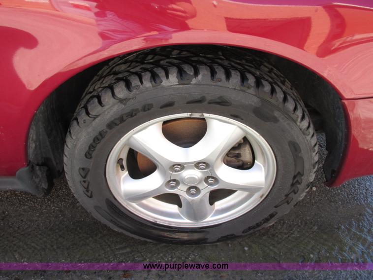 image for item F5311 2002 Ford Taurus SE