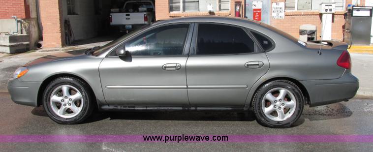 image for item F5313 2001 Ford Taurus SES
