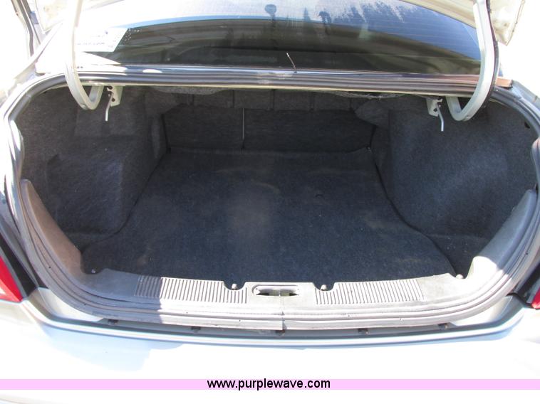image for item F5313 2001 Ford Taurus SES