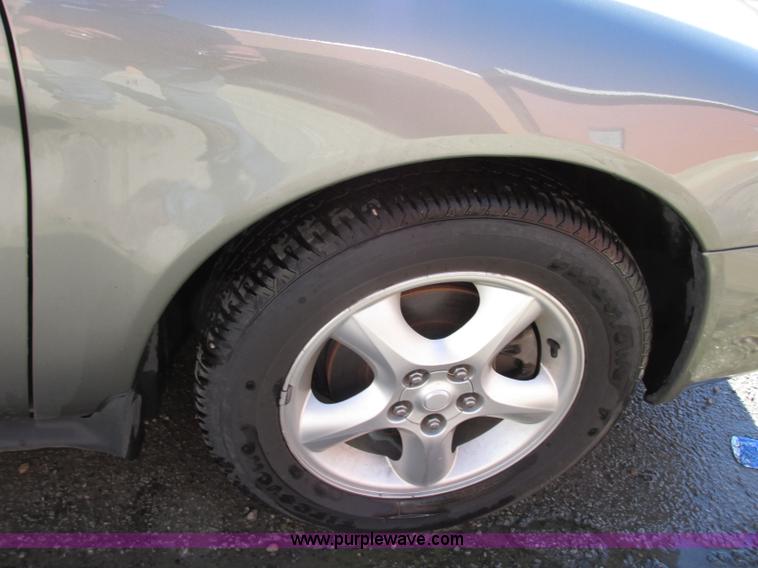 image for item F5313 2001 Ford Taurus SES