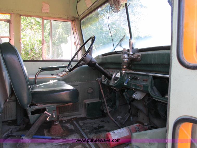 image for item F5314 1979 GMC 6000 SS-31 school bus