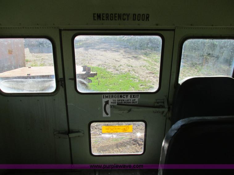 image for item F5314 1979 GMC 6000 SS-31 school bus