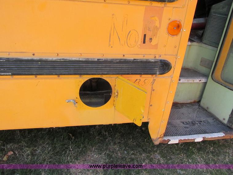 image for item F5314 1979 GMC 6000 SS-31 school bus