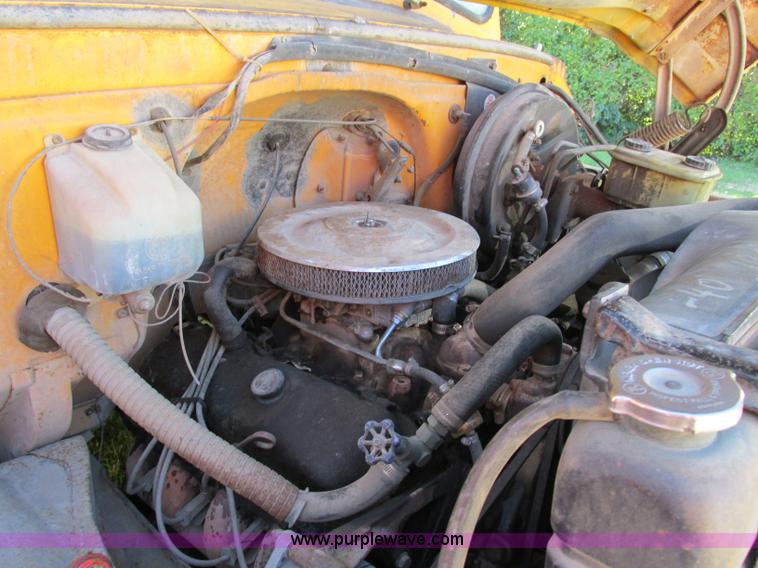 image for item F5314 1979 GMC 6000 SS-31 school bus