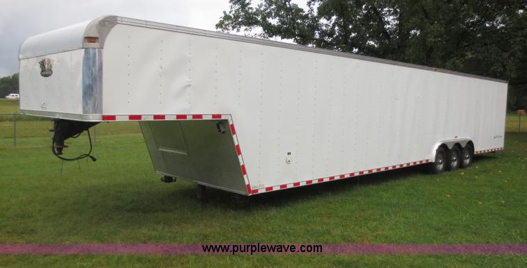 image for item F6658 2008 Vintage 0L844GN enclosed car hauler trailer